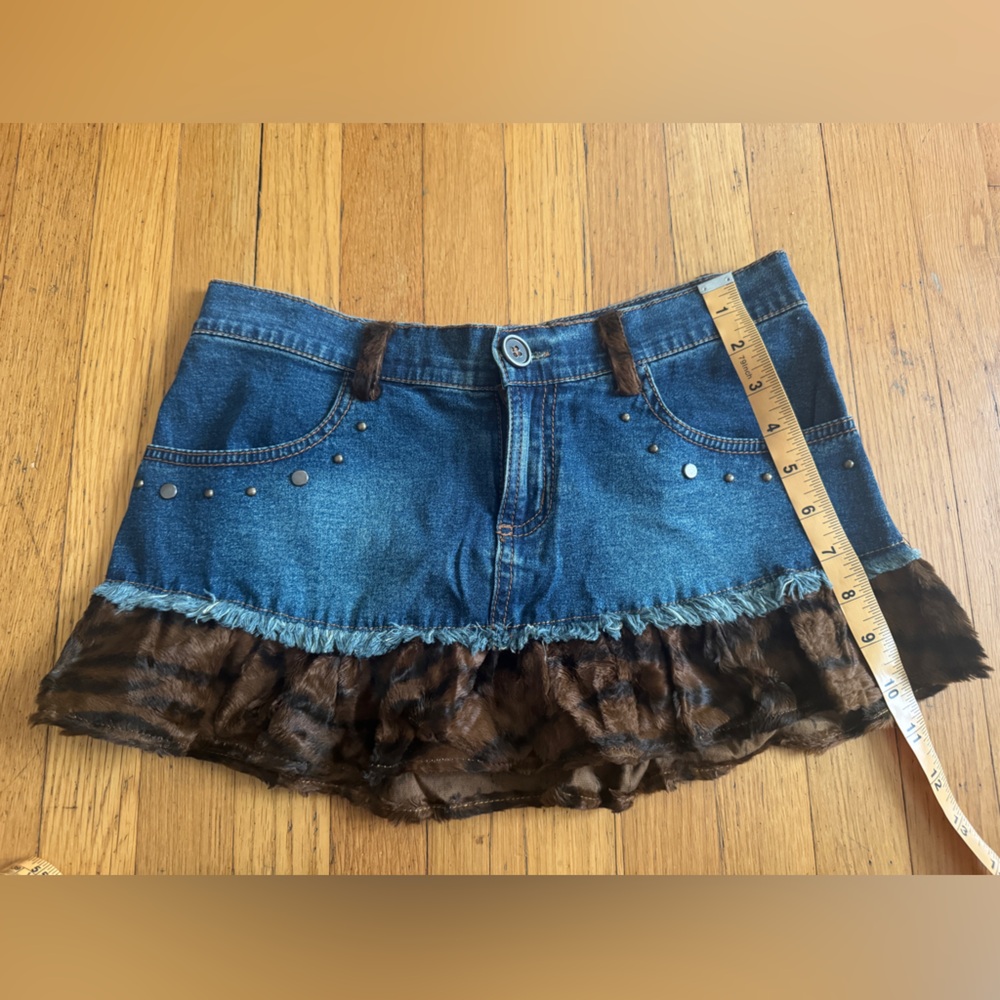 Y2K vintage low rise mini skirt w faux fur fuzzy tiger stripe flutter hem Sz SM - Picture 5 of 11